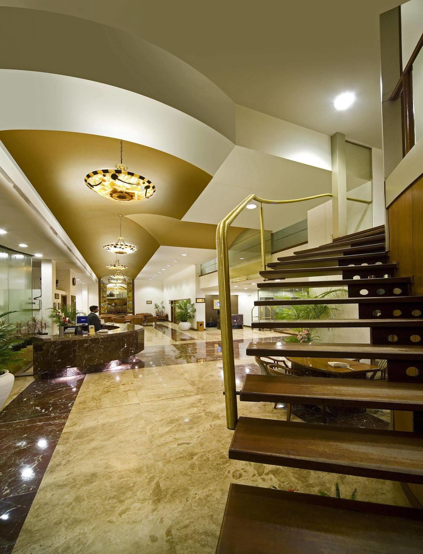 Hotel Aurora Towers Pune Exterior photo